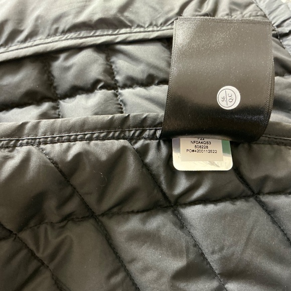 North Face Synthetic Jacket-Large - Picture 9 of 9